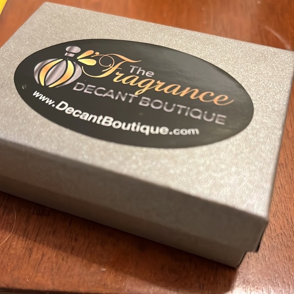 Beach Walk authentic decant sample in rollerball - Picture 3 of 3